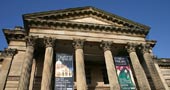 venue_walker_portico_columns