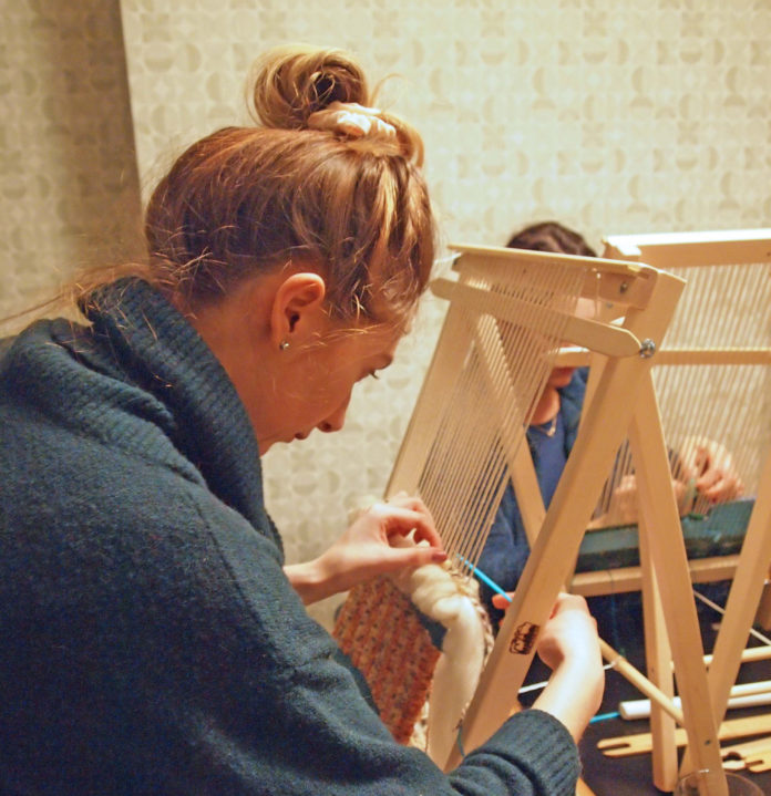 The Fashion Hub Woollen Weave Weaving Taster Class
