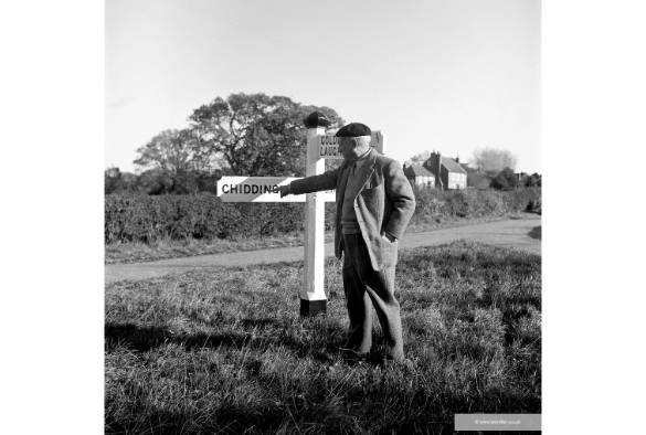 Victoria Gallery & Museum: Lee Miller - Friends at Farleys